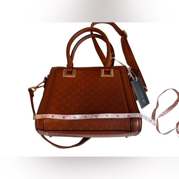 NWT La Terre Vegan Women’s Crossbody Bag. Color Brown With Gold Tone - Picture 6 of 11